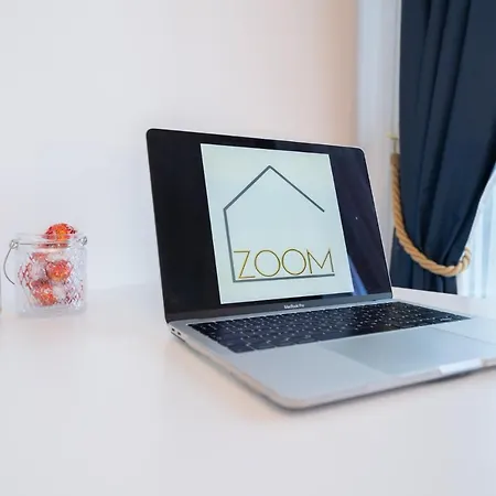 Modern Apartment- Birmingham- Broad Street & Brindley Place- 10 Min Walk From Bullring, 02 Arena, New Street Station & Grand Apartment